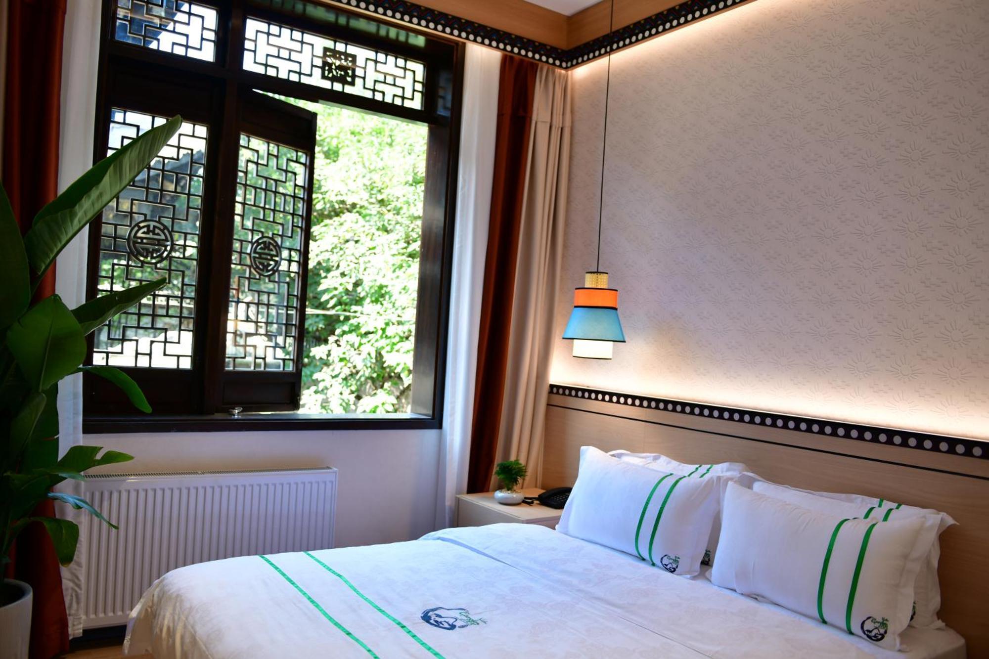 Xishu Garden Inn - Travel Agency Service - Car Rent Service - English Speaking Čcheng-tu Exteriér fotografie